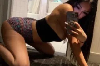 😈Hot Latina Bombshell – Availa... - Image 2