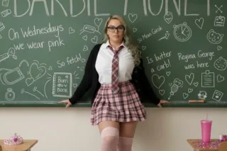 New Barbie😻💦 🍆🍑 CERTIFIED FREA... - Image 4