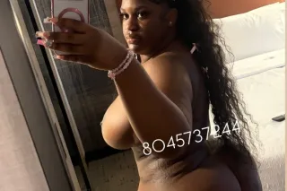 THICK JUICY AND WET💋🍑💦PRETTY F... - Image 3