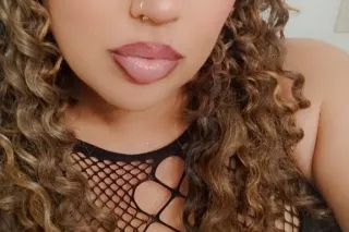 hosting tonight ONLY HIT ME UP TO SCHEDULE VISIT - Image 1