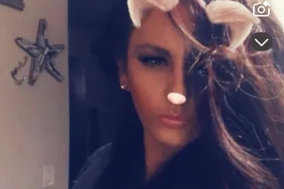 100% real pics of a real party... - Image 1