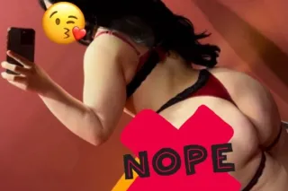 fat juicy ASS Latina Mami Beauty ready to see you😘 - Image 1