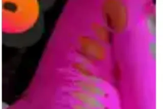 sexy red bone loking for soem ... - Image 3