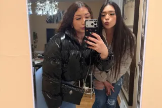 Back &amp; In town with my friends lets hang out🫶🏻🙂‍↔ - Image 9