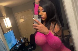 in town for a few more days , regular or greek fun anyone , or reg vanilla - Image 5