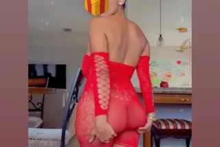 💋🫦Early Morning Moanin 100 ros... - Image 2