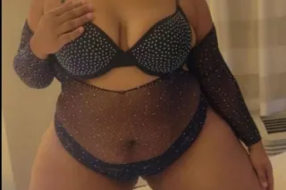 🔥😈LATINA caliente de vuelta a ... - Image 2