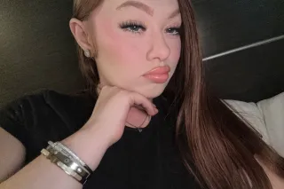 AVAILABLE NOW❣ Sexy Redhead Bo... - Image 3