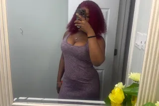 hey baby wet pussy and fat ass... - Image 4