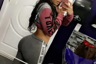 🥰CUTE LATINA YOU DONT WANT TO ... - Image 4