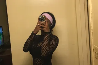 Slim Thick Baddie available😇😝 ... - Image 3