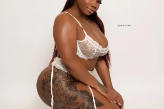 🚨🚨🚨🚨🚨Pretty PartyGirl 🎉 OUTCAL... - Image 1