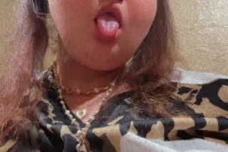 WET 💦 Tight 💦 and 💦Ready to play😘 - Image 7