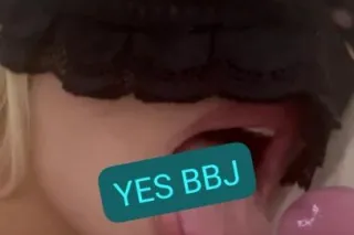 New girl in your area availabl... - Image 1