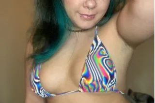 **IN TOWN THIS WEEKEND ONLY***... - Image 1