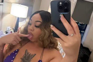 thick and creammy sophisticate... - Image 3