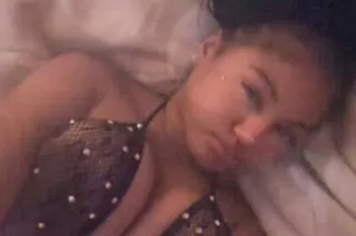 YOUNG HOTTIE WITH WET SUPER GR... - Image 1