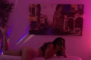 🌿🌿🌾asian girl🦋💥☘💥 - Image 1