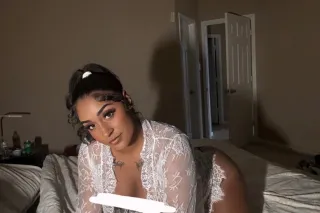 PUERTO RICAN MAMI 🇵🇷🩷 AVAILABL... - Image 1