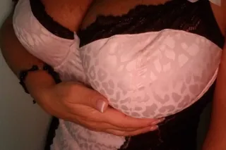 Elenita. - 40 - Image 2