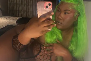 BACK IN TOWN 🏙 SKIN SOFT LIKE ... - Image 2