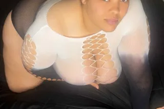 Meet Ms Peachy - Image 7