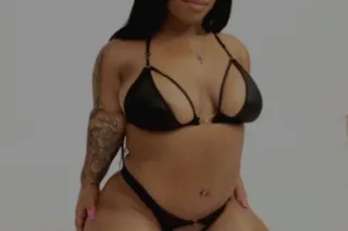 BACK IN TOWN💋MIDGET 4FT💋❗ 100%... - Image 1