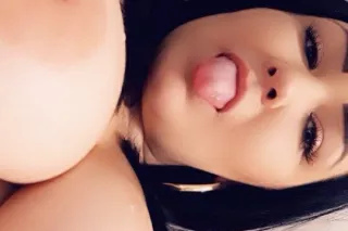 💦 cum see my pink juicy pussy ... - Image 1