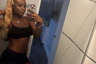 $100 𝑸𝒗 𝑺𝑷𝑬𝑪𝑰𝑨𝑳!!🍑~ 𝑻𝑰𝑮𝑯𝑻 𝑵 𝑾𝑬... - Image 1