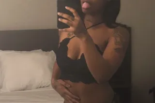 Too Hot To Ignore 🥵 Available ... - Image 2