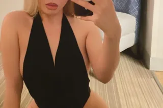 2 girls special - Image 6