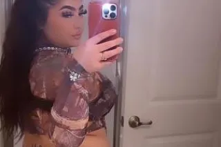 THICK JUICY MIXED LATINA 😻 - Image 9