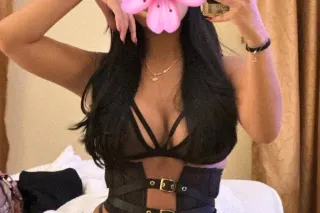 sofia - 26 - Image 2