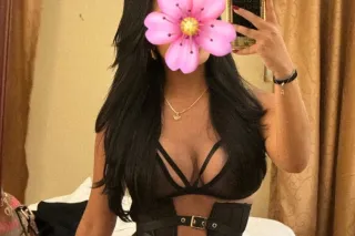 sofia - 26 - Image 1