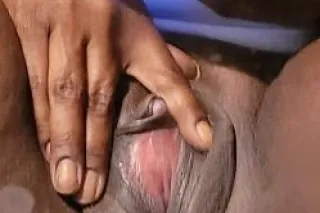 AUNTIE - 41 - Image 1