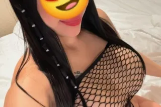 HELLO DADDY I'M AVAILABLE NOW🥰... - Image 1