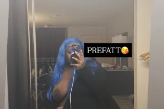 👄 Play In Glizzy Ass Play In G... - Image 2