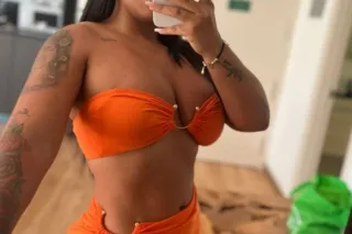 Available 😋🥰 24/7 to fulfill a... - Image 3