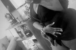 BIG FREAKY FUN AND FINE😘😘😘 - 2... - Image 1