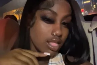 6'0 Curvy Goddess 💋 - 22 - Image 2