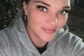 lets hang out and have a great time - Image 11