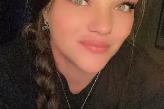 lets hang out and have a great... - Image 2