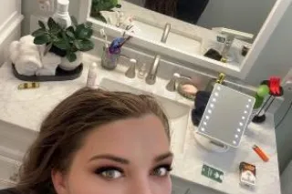 lets hang out and have a great... - Image 3