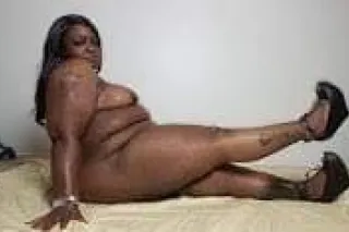 MATURE BBW DEEP🍆THROAT DIVA SE... - Image 4