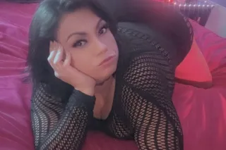 specials Thick MILF : Let Me T... - Image 4