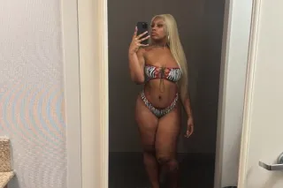 THICK FEETS 🥵 DISBOOTYFAT PU$$... - Image 3