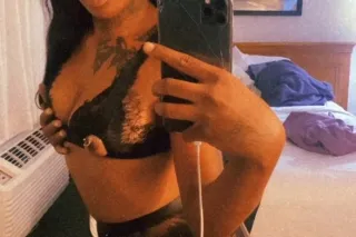 😻PETITE GODDESS 😻THROAT FAIRY👅... - Image 1