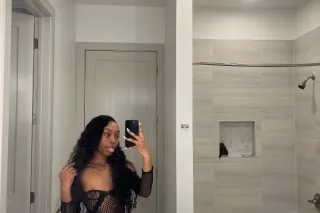 hey there fellas 👋🏿😘 New in To... - Image 1