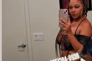 Sexy Nympho Available outs/car... - Image 2