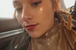 sexy petite Latina - 23 - Image 1